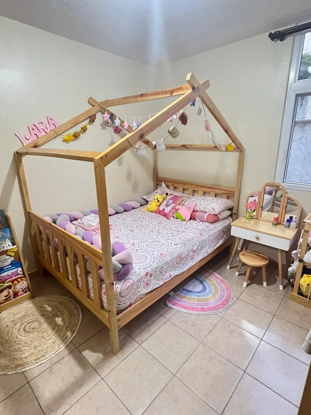 Kids Floor Bed with House Shape 